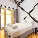 Warm Rustic Charming 2bd Galata Wpatio Gem! #320