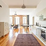 Warm Rustic Charming 2bd Galata Wpatio Gem! #320 Апартаменты *