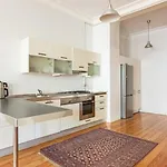 Warm Rustic Charming 2bd Galata Wpatio Gem! #320 Апартаменты Стамбул