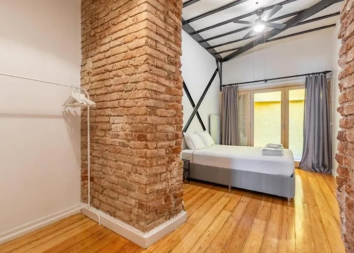 Lägenhet Warm Rustic Charming 2bd Galata Wpatio Gem! #320